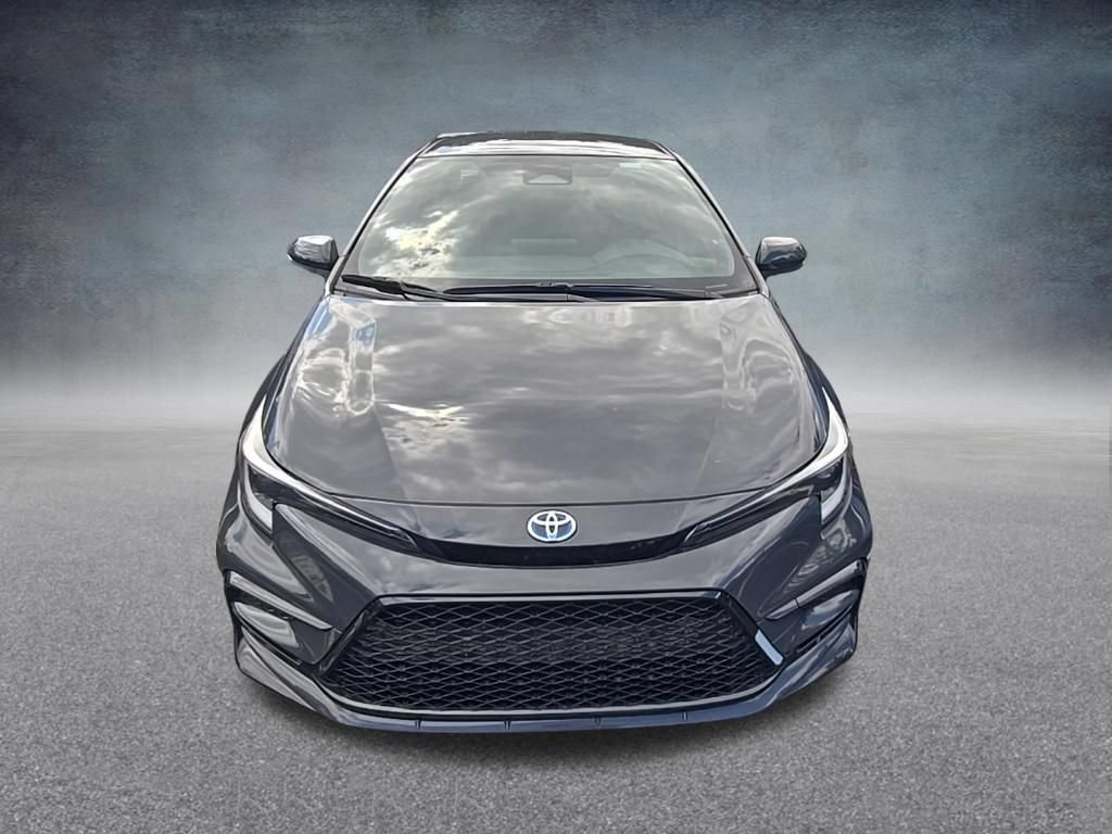 Used 2025 Toyota Corolla SE FWD image 3