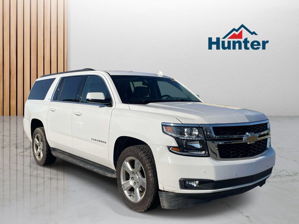 Used 2020 Chevrolet Suburban LT RWD image 1