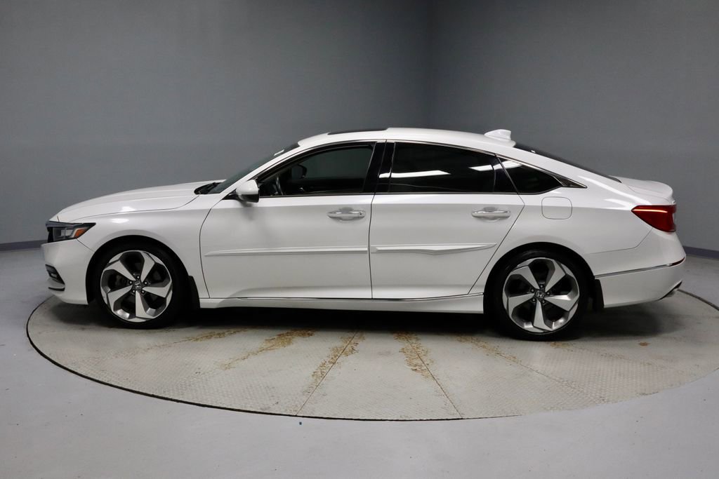 Used 2020 Honda Accord Touring image 10