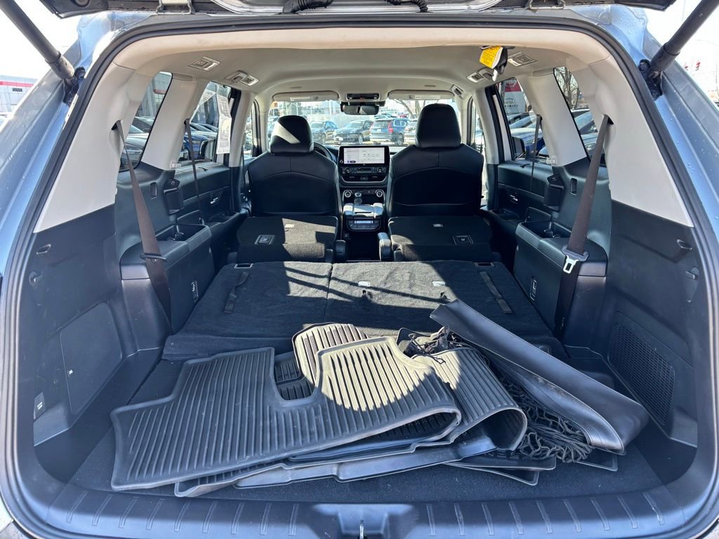 Used 2024 Toyota Grand Highlander Limited image 25