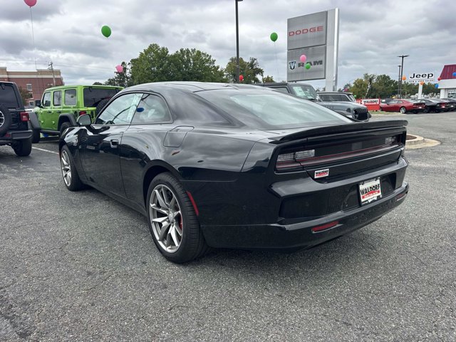 New 2025 Dodge Charger Daytona Scat Pack w/ Track Pack AWD/4WD image 4