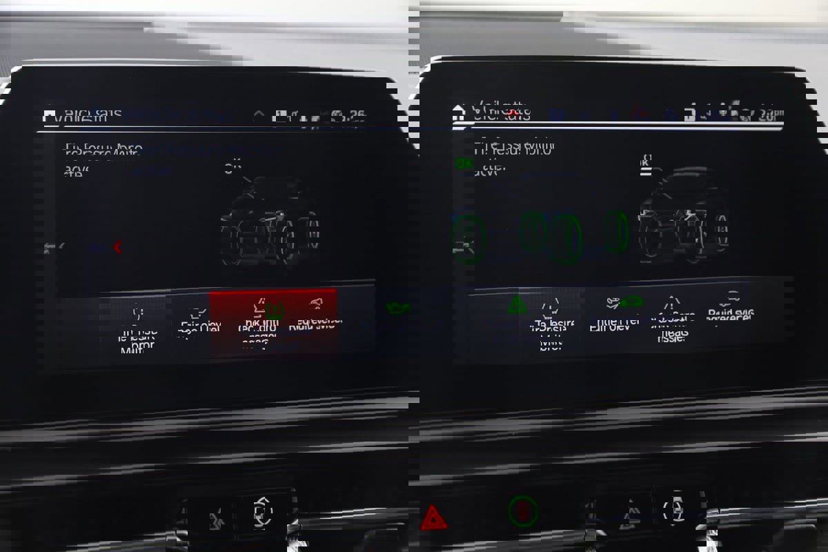 Used 2020 BMW M8 Coupe w/ Driving Assistance Package image 47