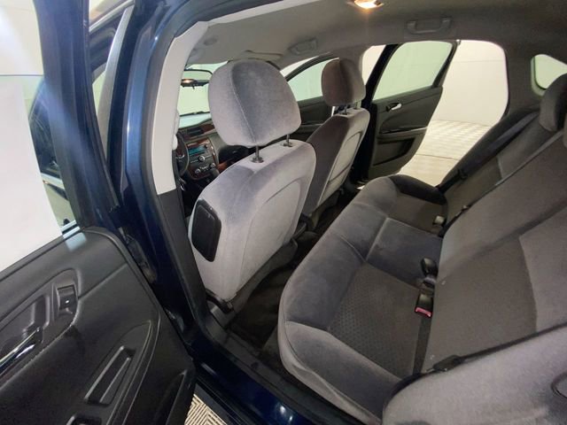 Used 2009 Chevrolet Impala LT FWD image 29