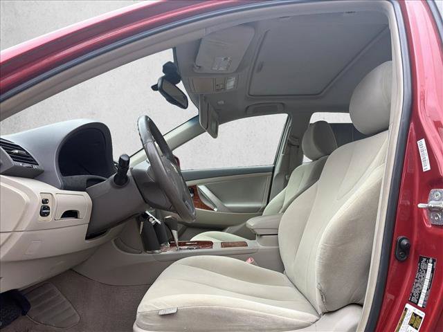 Used 2009 Toyota Camry XLE FWD image 9