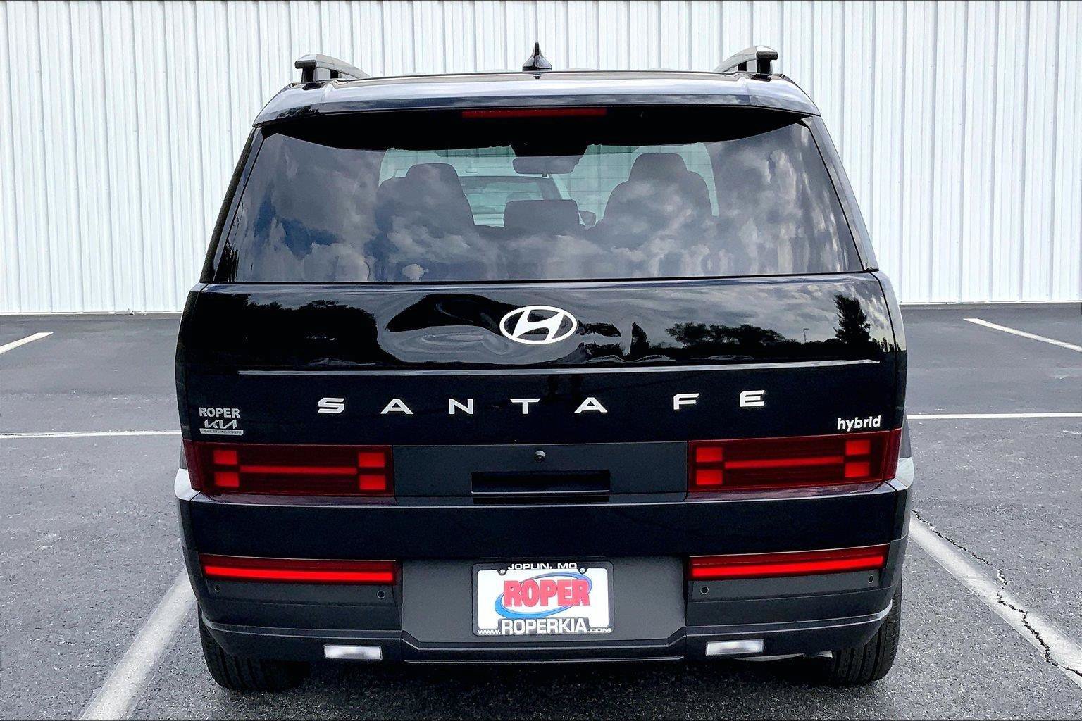 Used 2026 Hyundai Santa Fe SEL FWD image 4