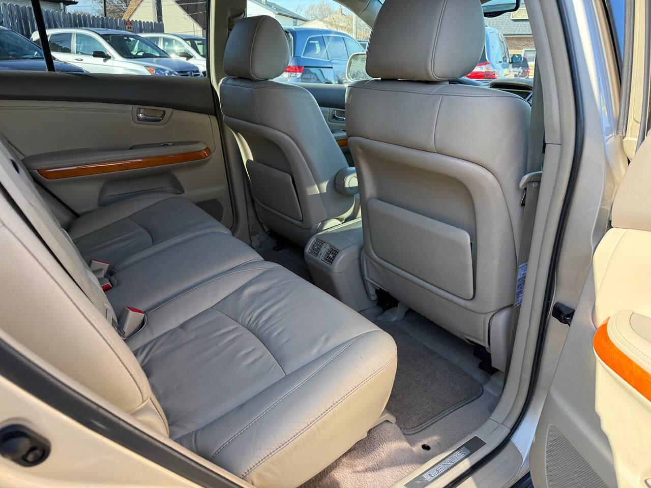 Used 2005 Lexus RX 330 AWD image 76