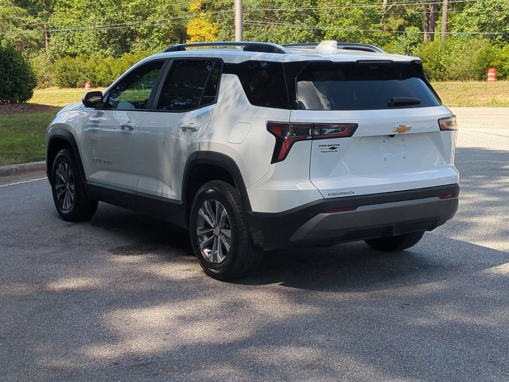 New 2026 Chevrolet Equinox LT w/ Safety and Technology Package FWD image 6