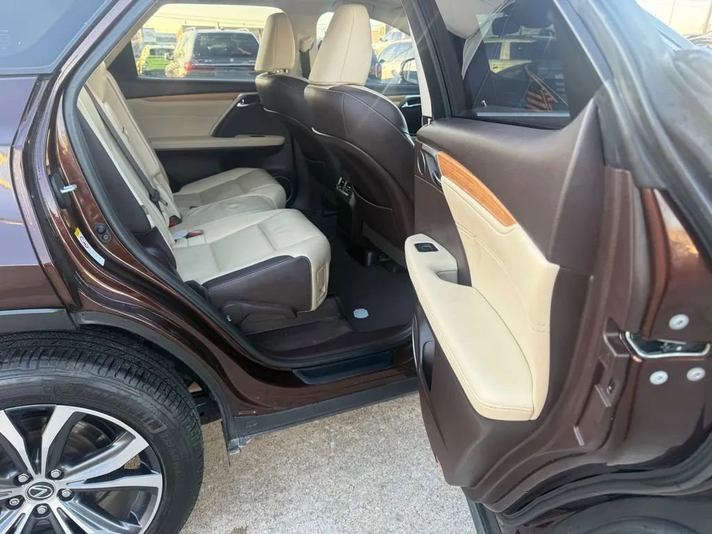 Used 2018 Lexus RX 350L FWD image 9