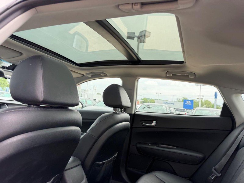 Used 2020 Kia Optima SE w/ Paint Protection Package FWD image 9