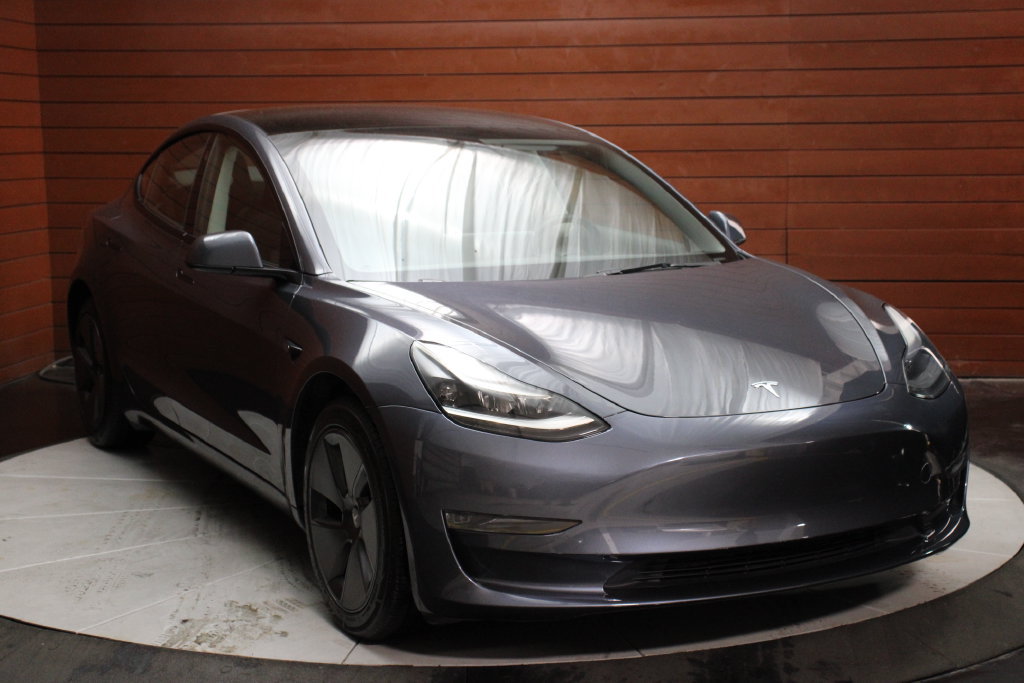 Used 2023 Tesla Model 3 Standard Range RWD image 16