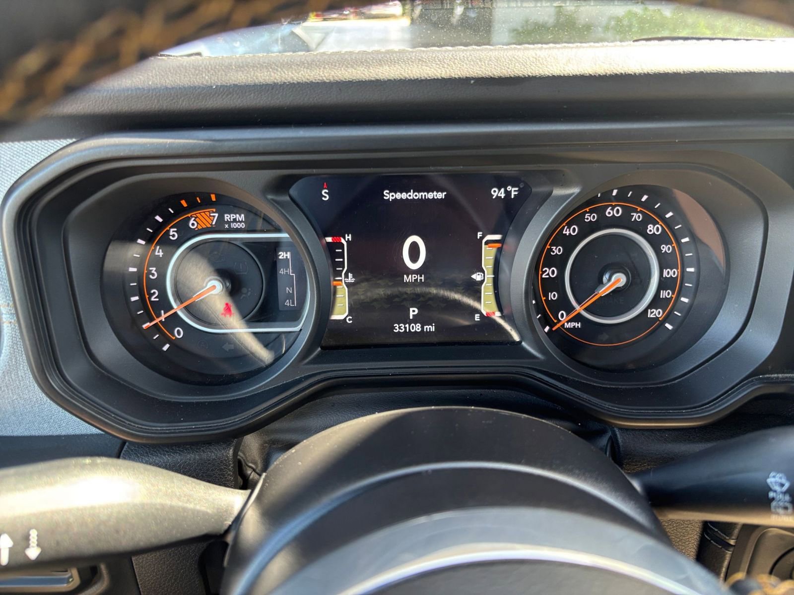 Used 2025 Jeep Wrangler Unlimited Sahara AWD/4WD image 40