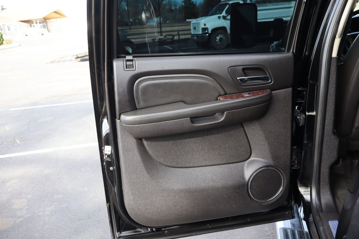 Used 2014 GMC Sierra 2500 Denali image 24