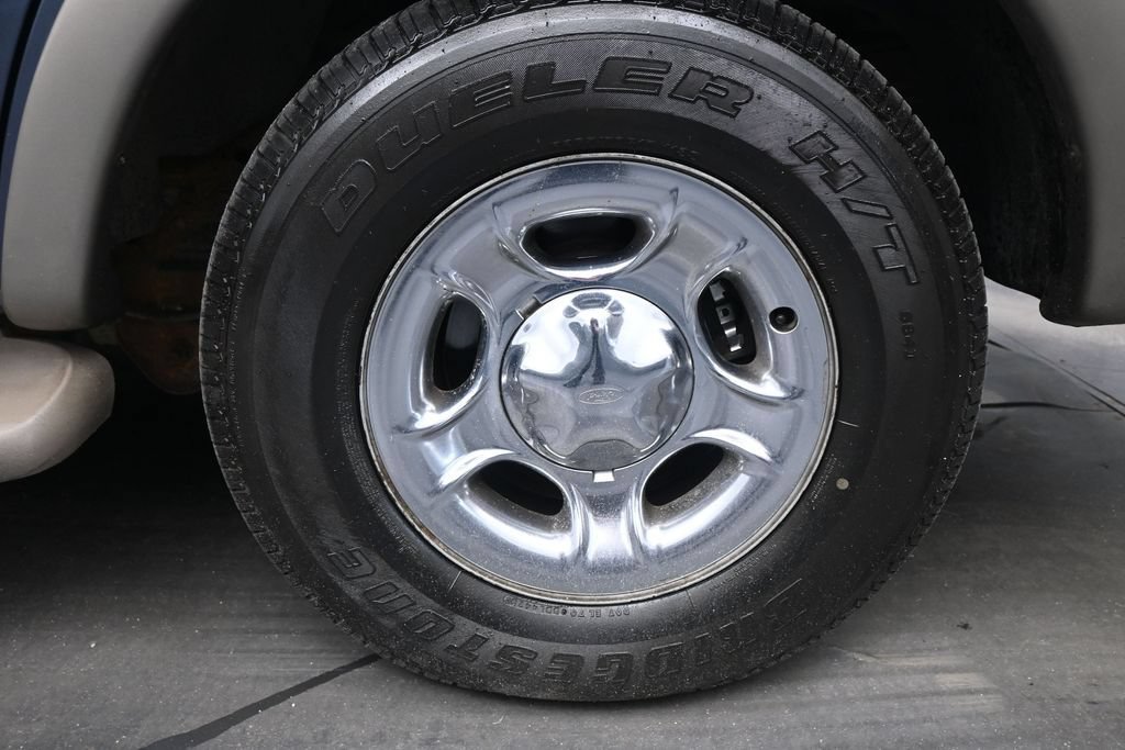 Used 2000 Ford Expedition Eddie Bauer RWD image 13