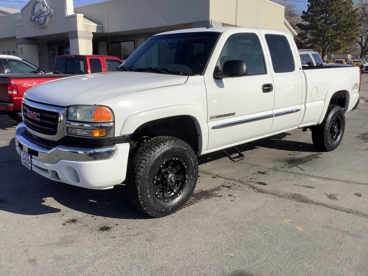 Used 2003 GMC Sierra 2500 SLE w/ Skid Plate Package image 24