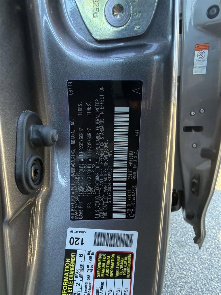 Used 2020 Toyota Sienna XLE image 20