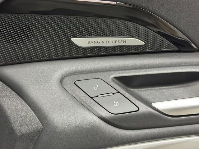 Used 2025 Audi Q5 Prestige AWD/4WD image 30