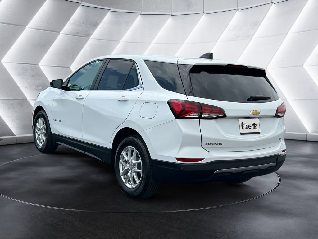 Certified 2024 Chevrolet Equinox LT FWD image 3