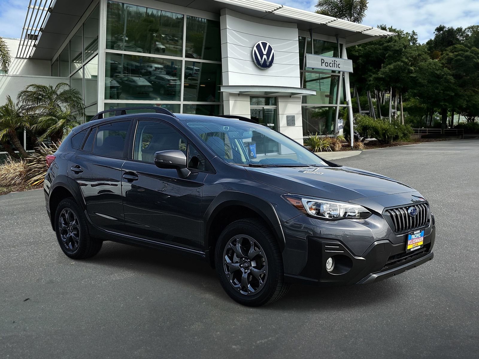 Used 2022 Subaru Crosstrek 2.5i Sport w/ Moonroof Package image 3