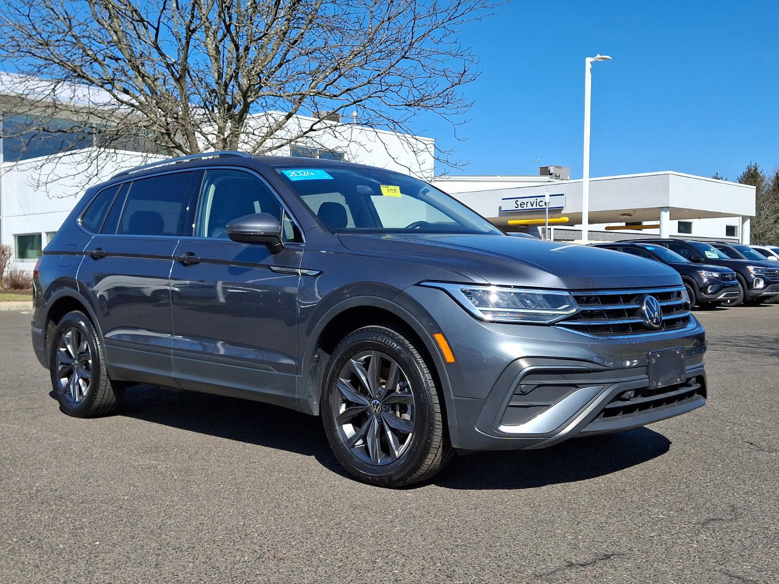 Certified 2024 Volkswagen Tiguan SE