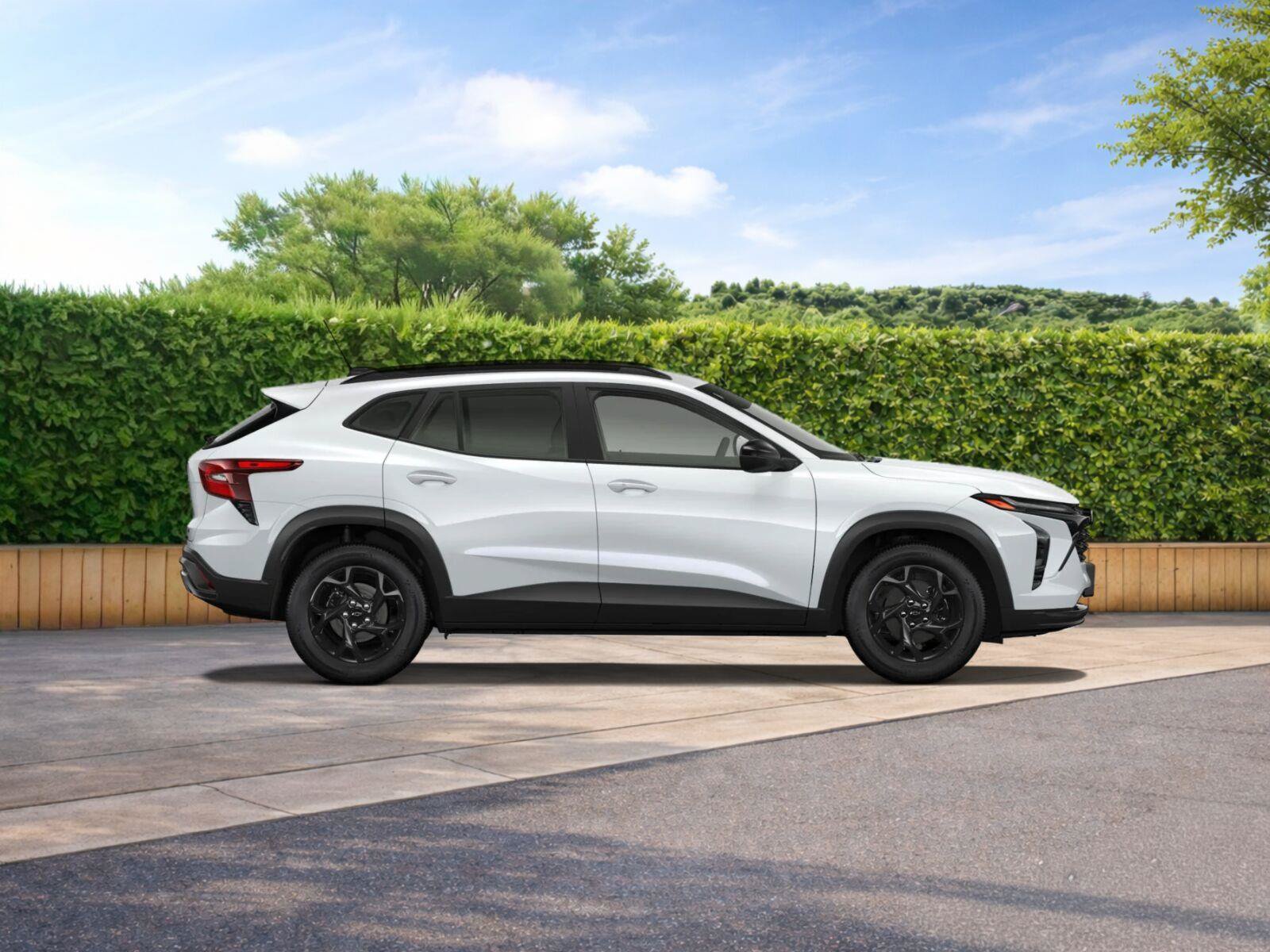 New 2026 Chevrolet Trax LT w/ Driver Confidence Package FWD image 3