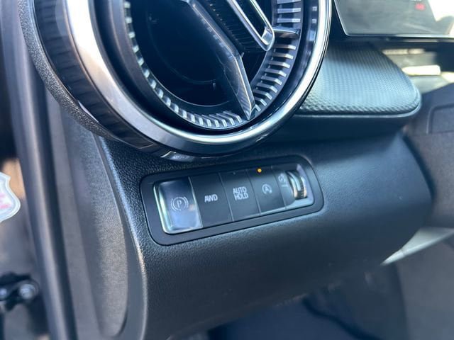 Used 2025 Chevrolet Equinox LT AWD/4WD image 21