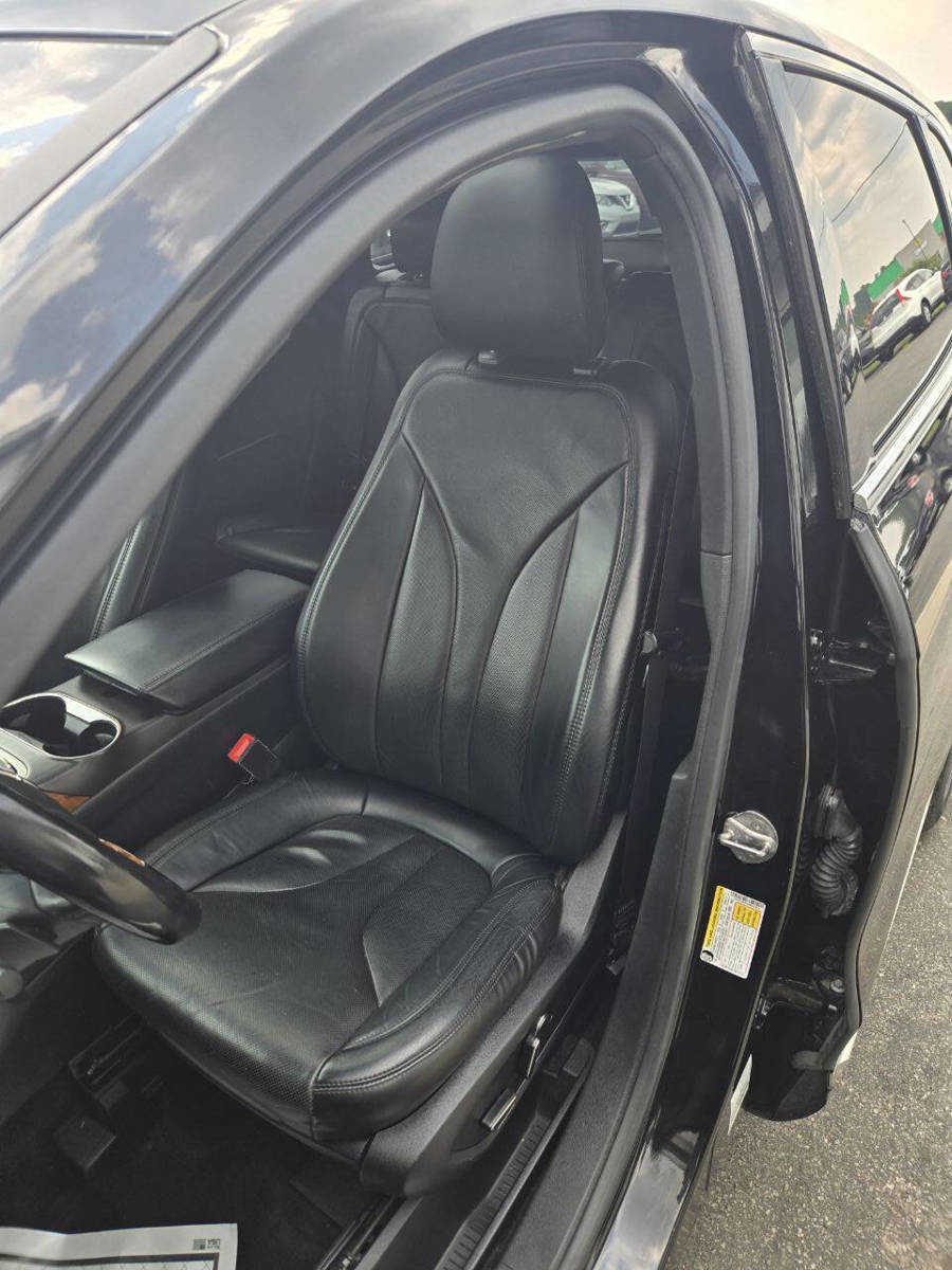 Used 2016 Lincoln MKX Reserve w/ Luxury Package image 25