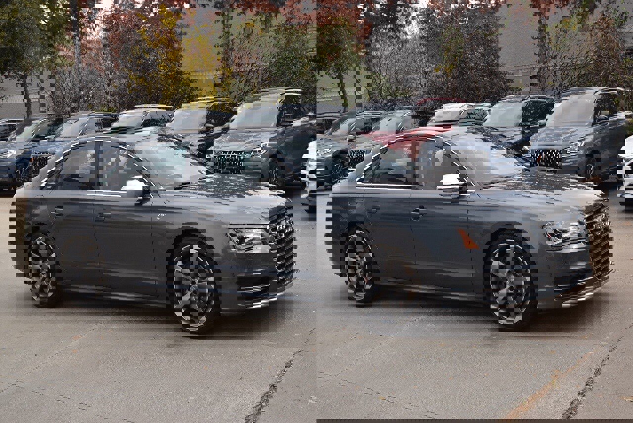 Used 2014 Audi S8 w/ Cold Weather Package image 5