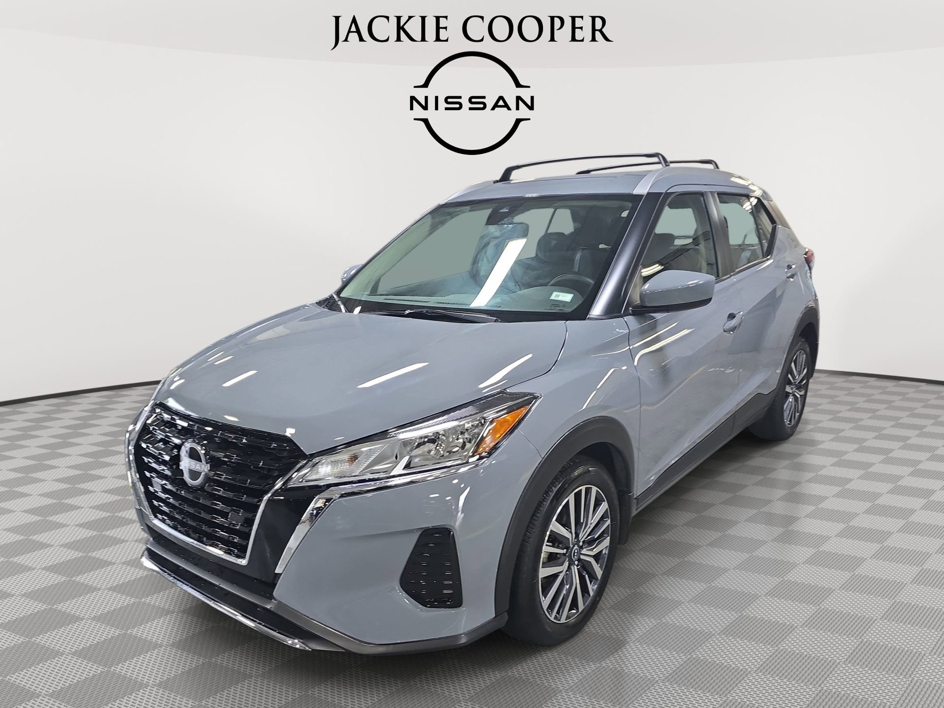 Used 2023 Nissan Kicks SV w/ Interior Electronics Package FWD image 1