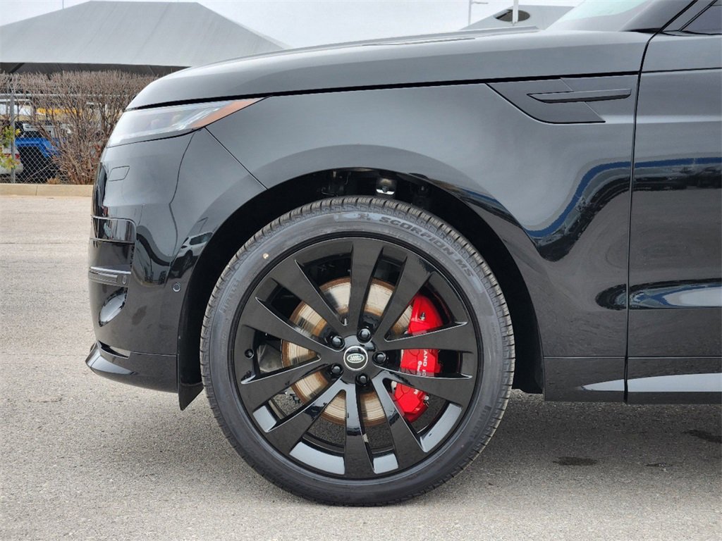 New 2025 Land Rover Range Rover Sport Dynamic SE image 7