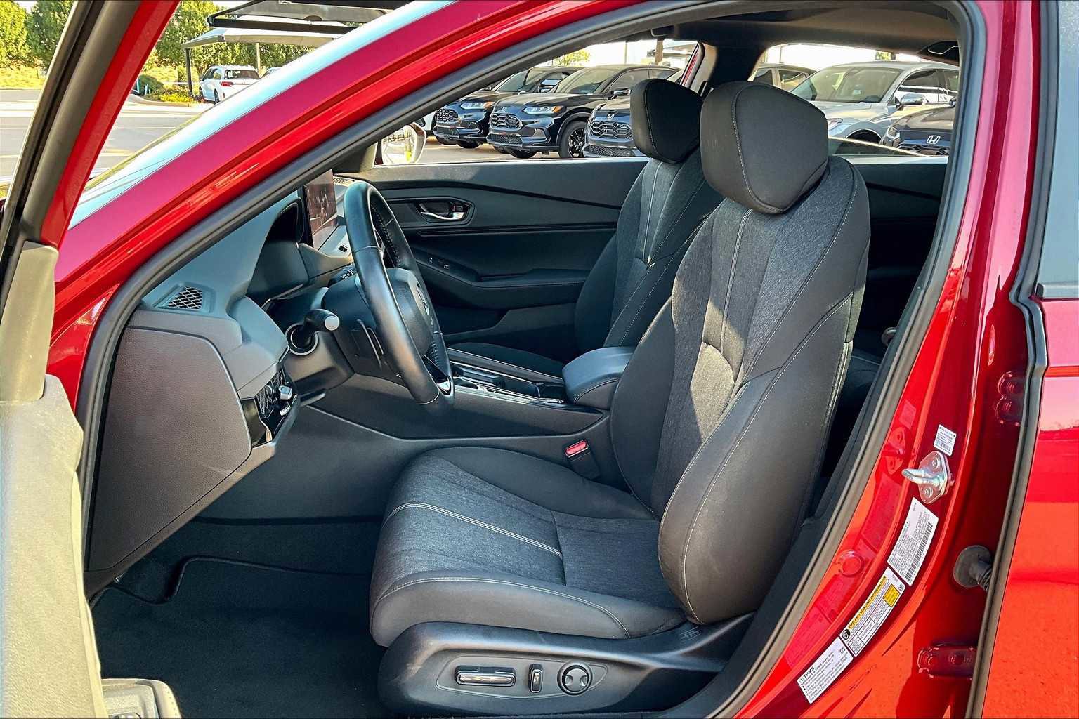 Used 2024 Honda Accord Sport image 7