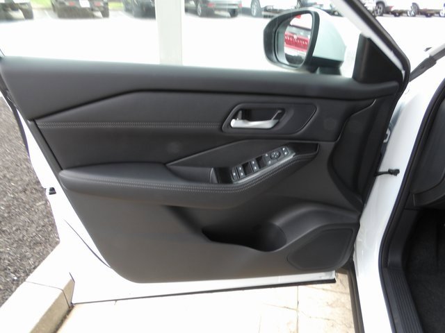 New 2026 Nissan Rogue SV image 18