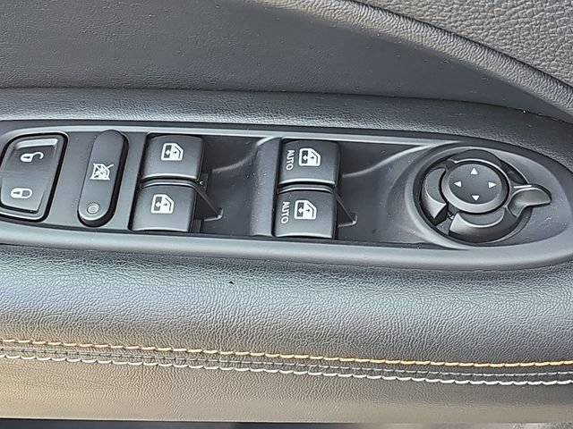 Used 2019 Jeep Compass Latitude w/ Cold Weather Group AWD/4WD image 25