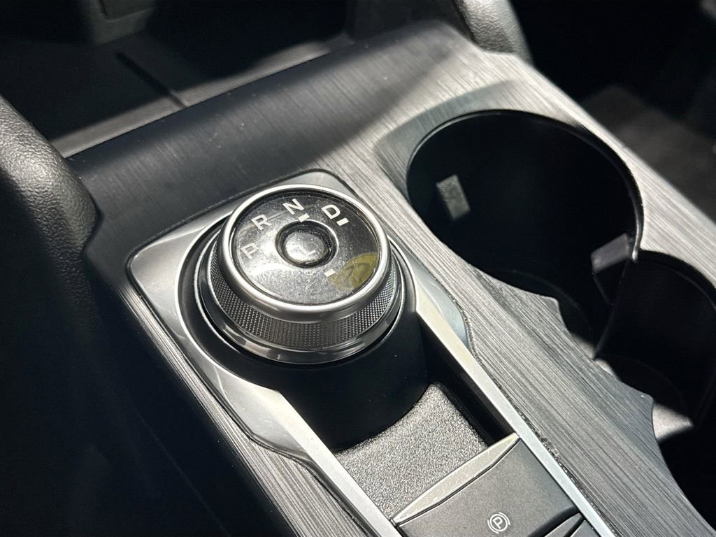 Used 2022 Ford Escape SE w/ Convenience Package image 16