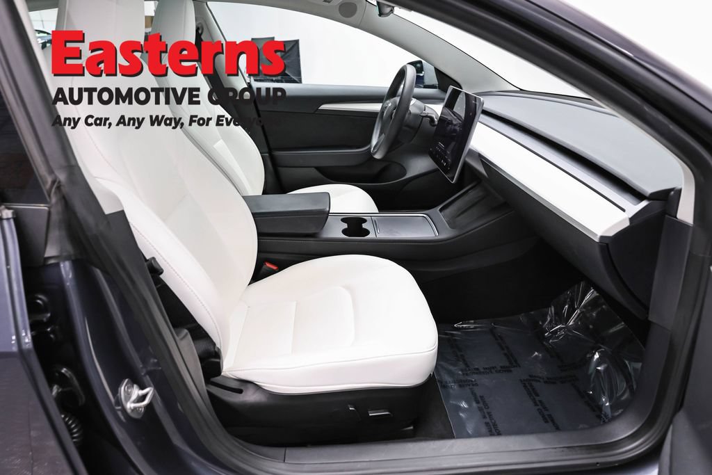 Used 2023 Tesla Model 3 Standard Range RWD image 17