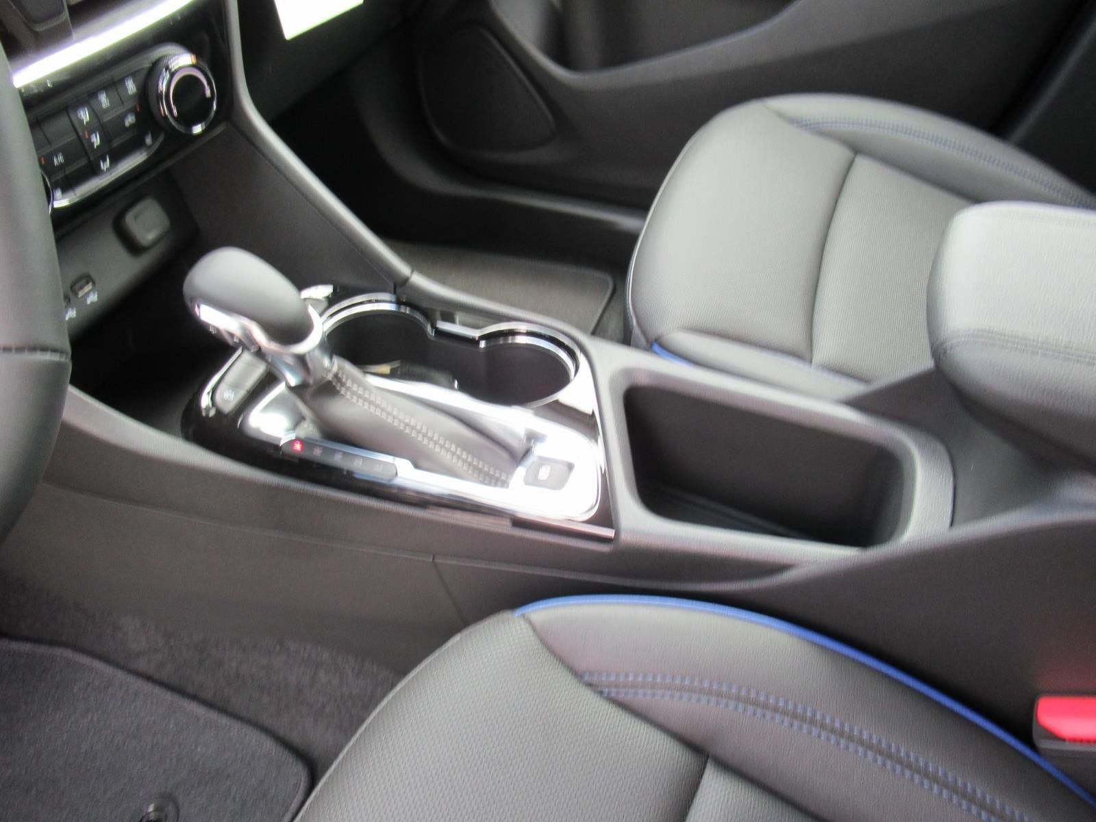 New 2026 Buick Encore GX Sport Touring w/ Comfort Package FWD image 18