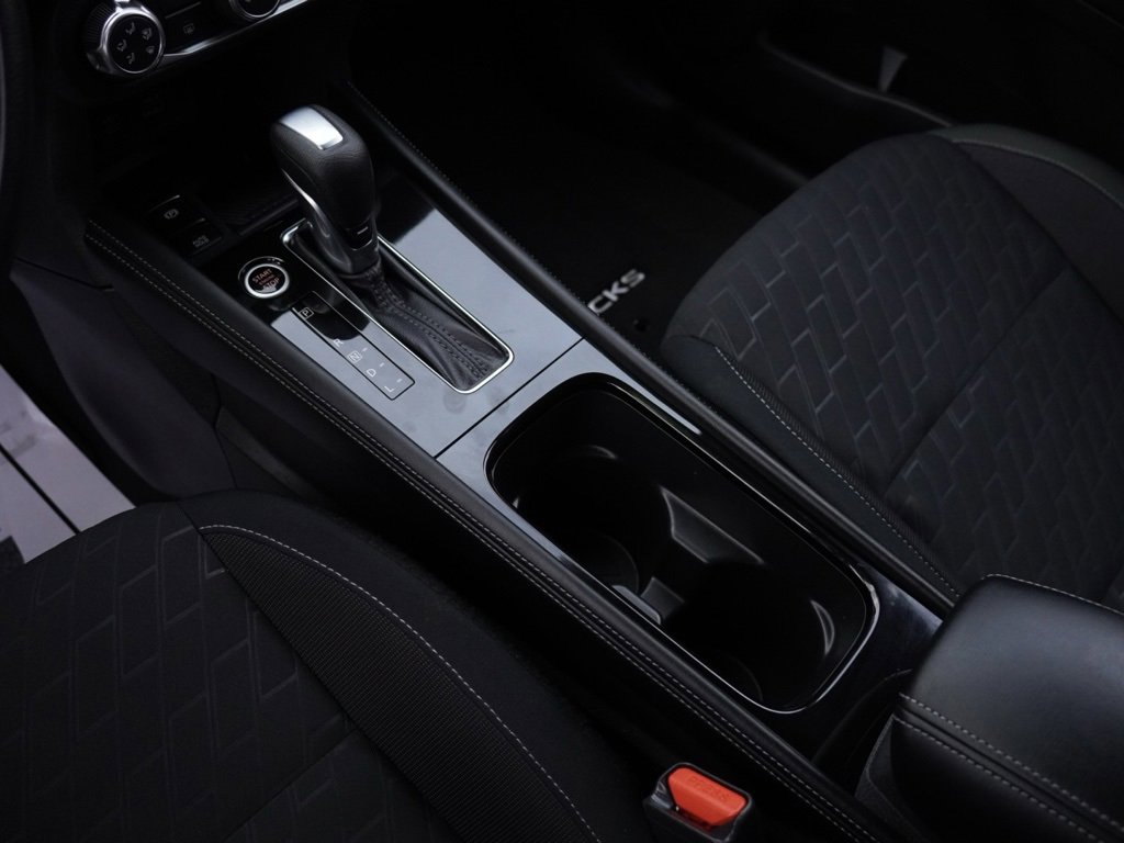 Used 2024 Nissan Kicks SV w/ Interior Electronics Package image 17