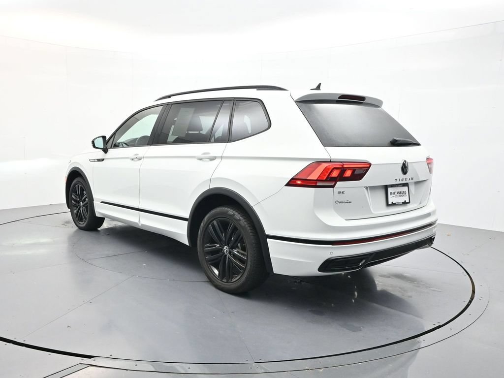 Used 2022 Volkswagen Tiguan SE R-Line FWD image 5