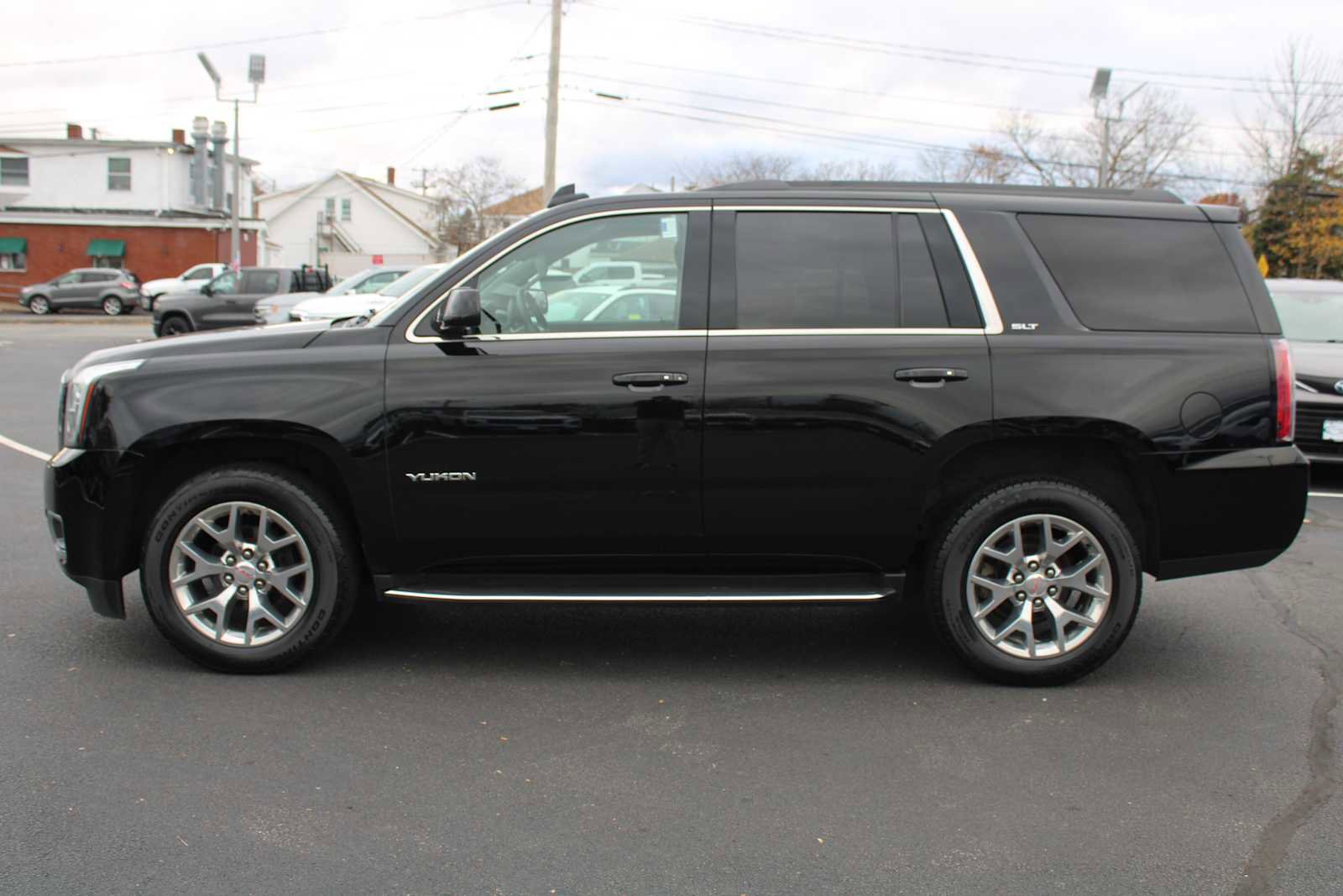 Used 2018 GMC Yukon SLT w/ Open Road Package image 4