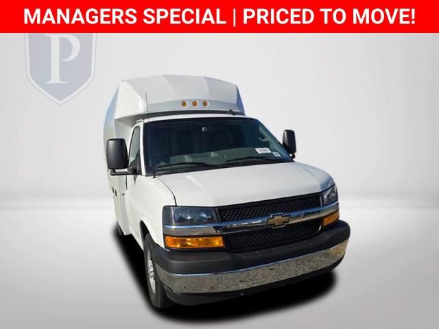 New 2025 Chevrolet Express 3500 w/ Power Convenience Package RWD image 14