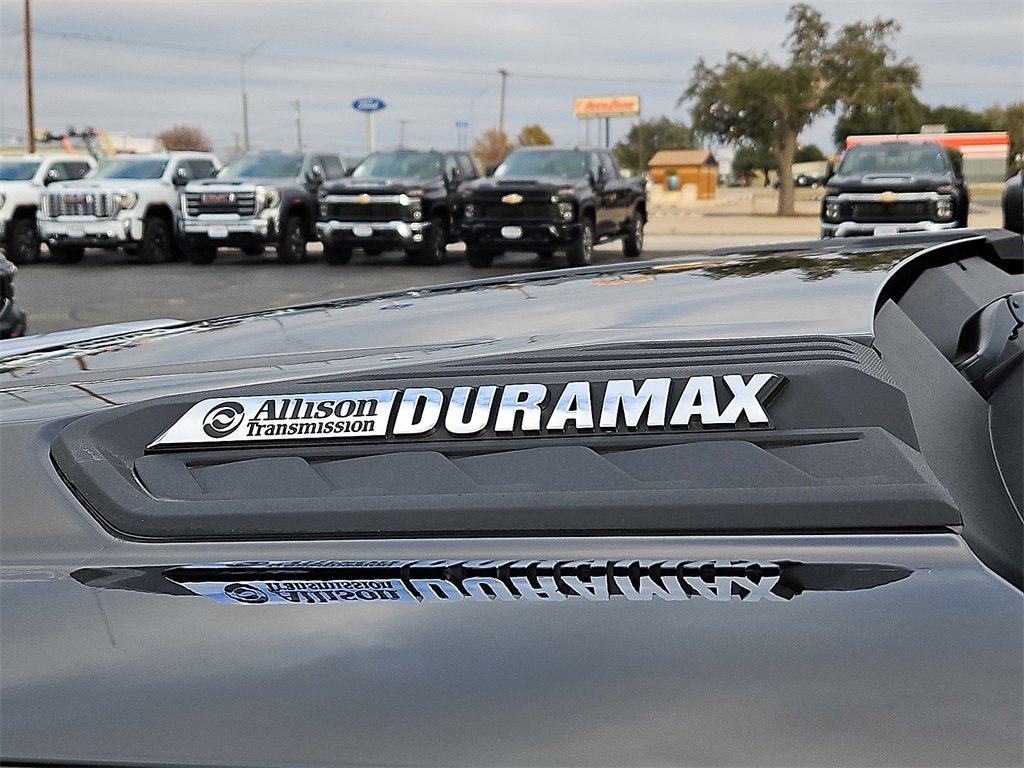 Used 2025 Chevrolet Silverado 2500 LT w/ Leather Package image 14