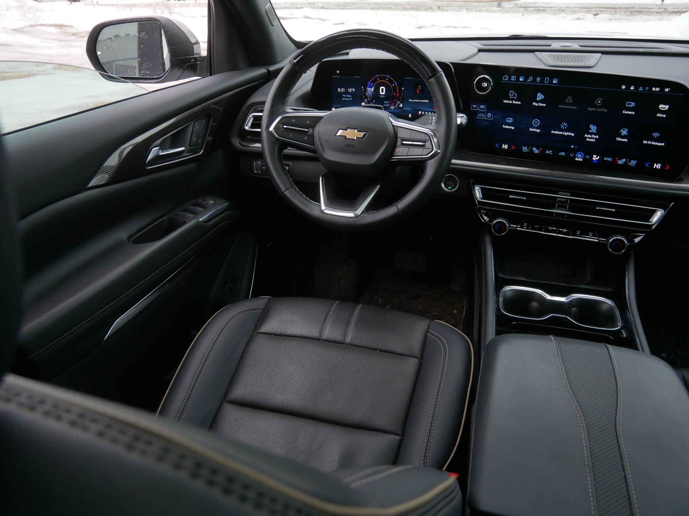 Used 2025 Chevrolet Traverse High Country image 9