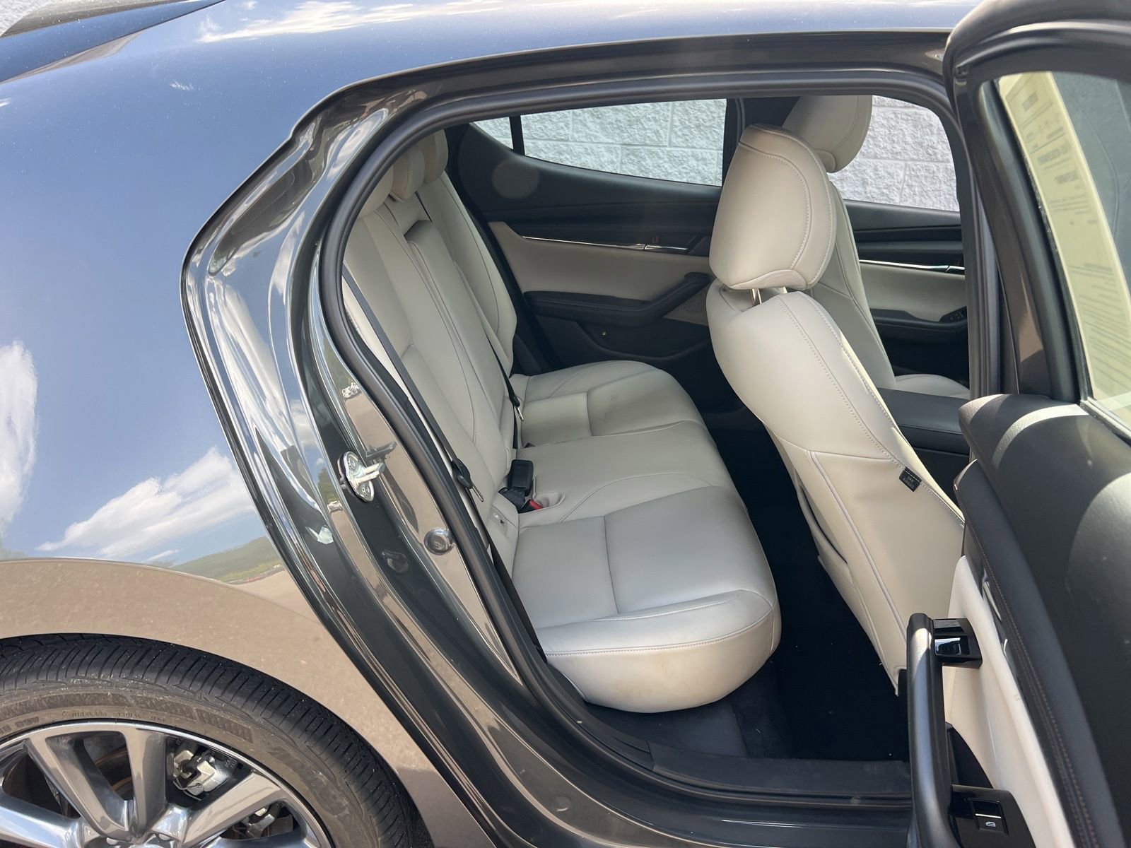 Certified 2023 MAZDA MAZDA3 s image 34