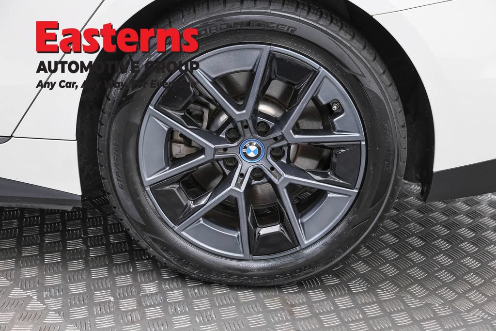 Used 2023 BMW i4 eDrive35 w/ Premium Package RWD image 34