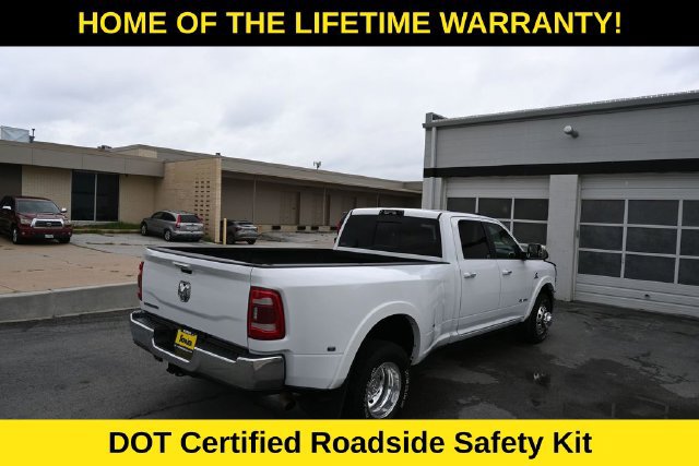 Used 2022 RAM 3500 Laramie RWD image 17