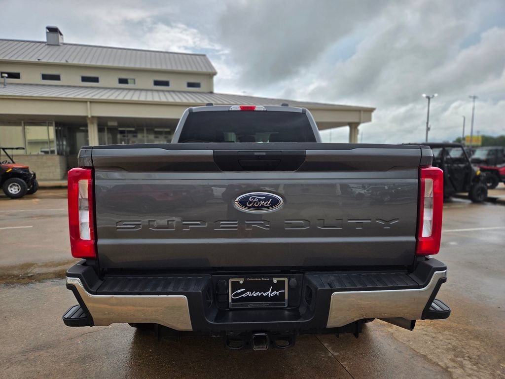 Used 2025 Ford F250 XLT AWD/4WD image 6