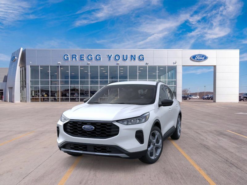 New 2026 Ford Escape ST-Line w/ Tech Pack #1 AWD/4WD image 3
