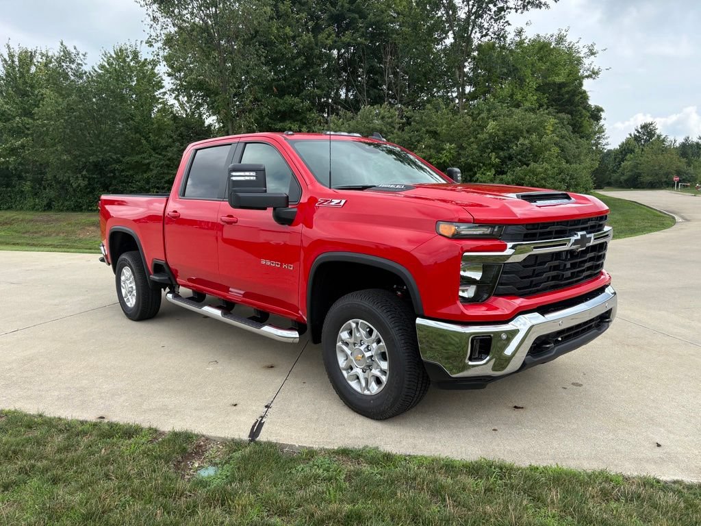 New 2026 Chevrolet Silverado 3500 LT w/ All Star Edition AWD/4WD image 11