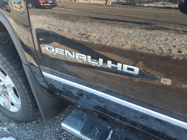 Used 2017 GMC Sierra 2500 Denali image 8