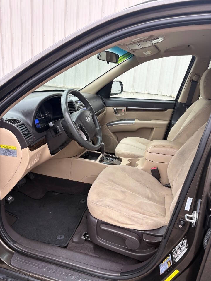 Used 2011 Hyundai Santa Fe GLS FWD image 8
