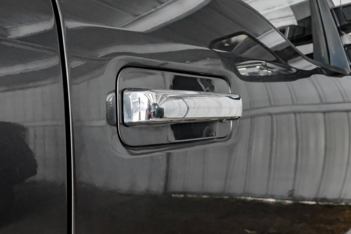 Used 2020 Ford F350 Lariat w/ Chrome Package AWD/4WD image 41